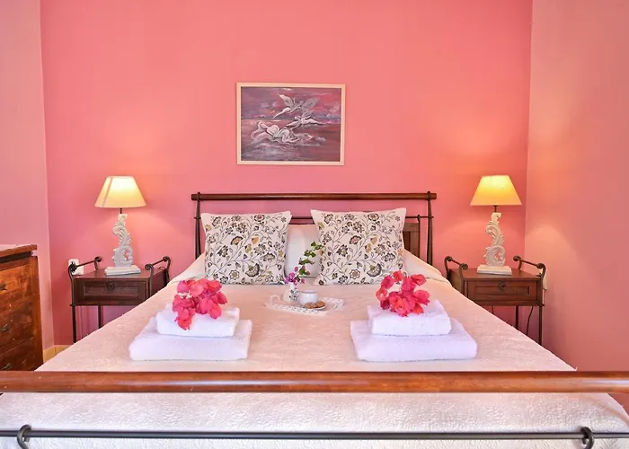 Villa Ireni Waterfont